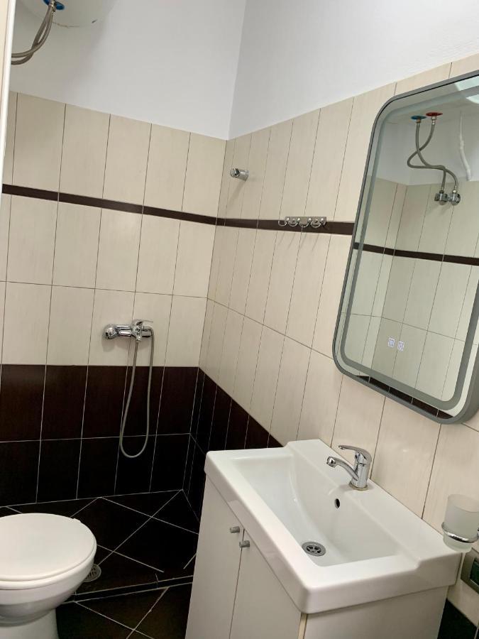 Bardhi Apts Sarande Ngoại thất bức ảnh